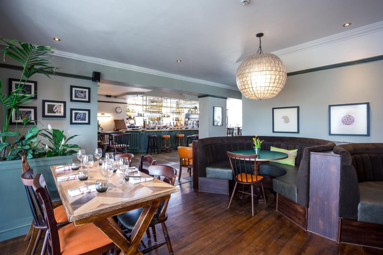 Hotel Eagle And Child, Ramsbottom à Bury  Extérieur photo