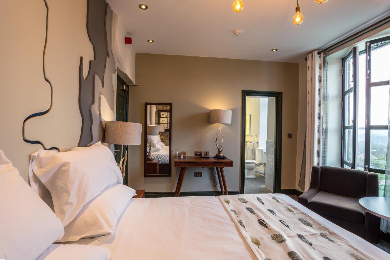 Hotel Eagle And Child, Ramsbottom à Bury  Extérieur photo